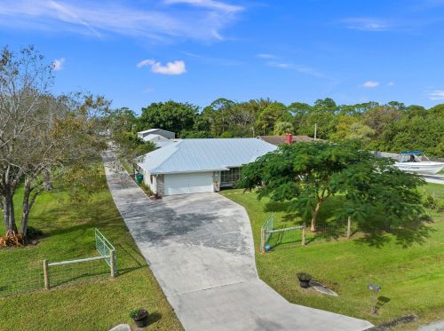 5417 Palmetto Dr, Fort Pierce FL  34982-7481 exterior