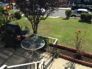 7936 Leonard St, Philadelphia PA  19152-3306 exterior