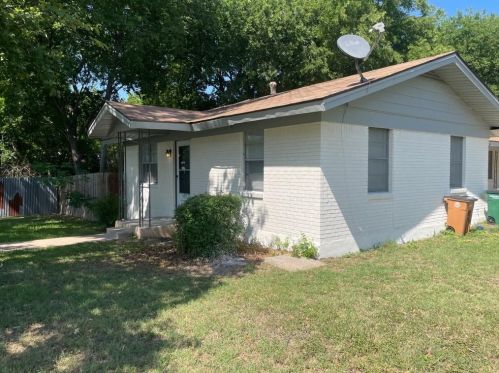 6909 Circle S Rd, Austin, TX 78745-5717