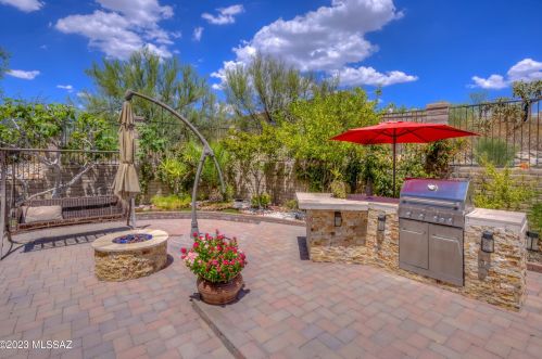 12742 Yellow Bird Rd, Tucson AZ 85755-7416 exterior