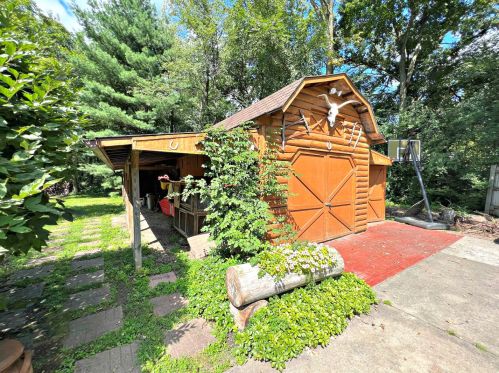 14815 Lilac Ln, Bull Valley IL exterior