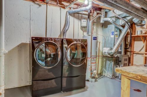 1708 Pineberry Ct, Saint Louis MO 63146-4254 exterior