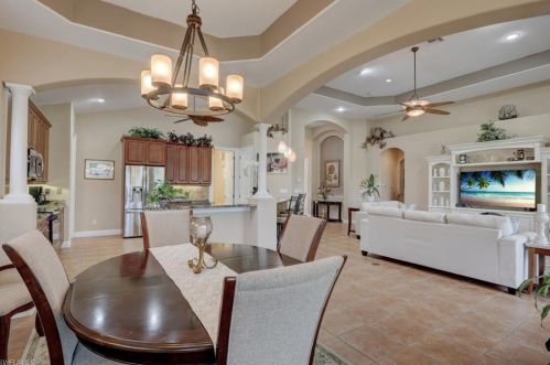 14495 Jekyll Is Ct, Naples FL 34119-4815 exterior