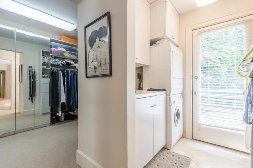 55 Finch Frst Trl, Atlanta GA 30327-4576 exterior