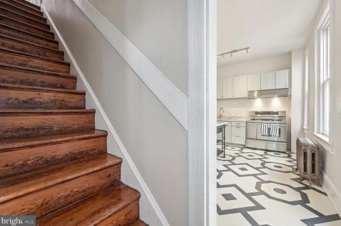 932 O St, Washington DC  20001-4265 exterior