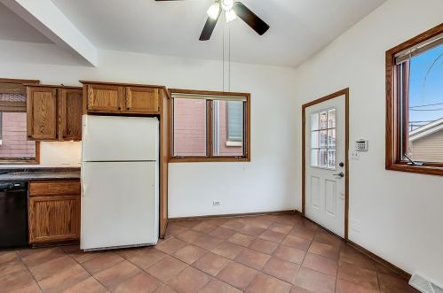 5647 Magnolia Ave, Chicago IL 60660-1908 exterior