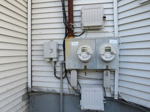 1253 Hickory St, Joliet IL 60435-4374 exterior