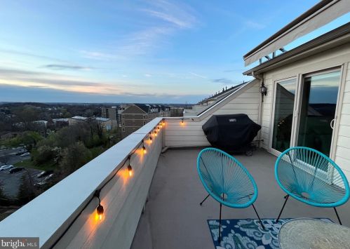 3143 Ft Lincoln Dr, Washington DC 20018-4311 exterior