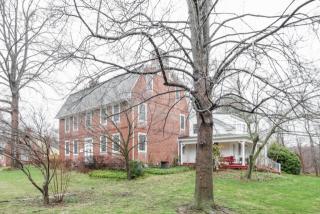 128 Hayden Station Rd, Windsor, CT 06095-1411