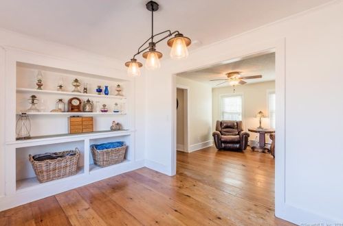 113 Norwich Ave, Exeter CT 06249-2616 exterior