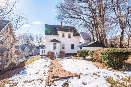 40 Commonwealth Ave, New Britain CT 06053-2913 exterior