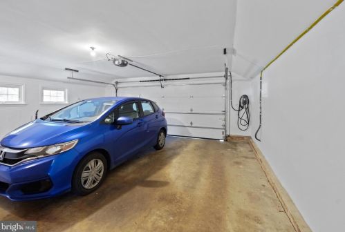 14400 Sandy Rdg Rd, Silver Spring MD 20904-5946 exterior