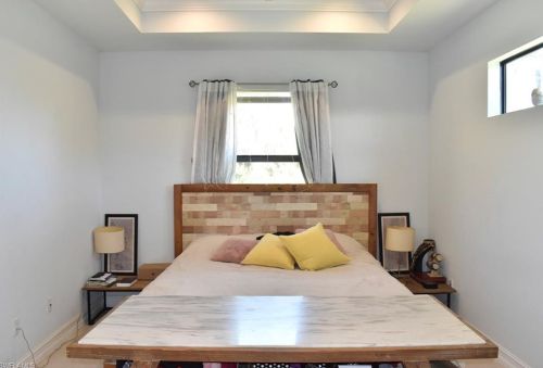 2929 10 Ave, Naples FL 34120-0051 exterior