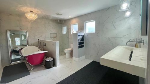 2120 Sandpiper St, Naples FL 34102-1505 exterior