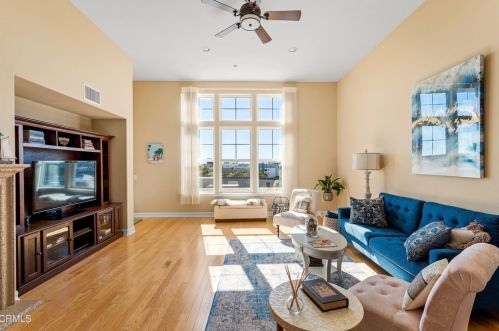 1583 Windshore Way, Oxnard CA 93035-1406 exterior