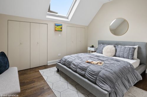 4320 Bernard St, Chicago IL  60618-1110 exterior