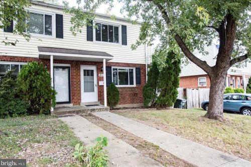 3911 Vermont Ave, Alexandria, VA 22304-6326