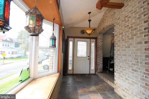 80 Ridgeway Ave, Manor PA 19036-1924 exterior