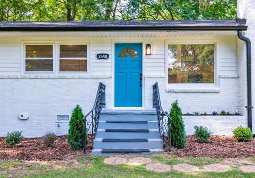 2540 Pine Lake Pl, Tucker, GA 30084-3607