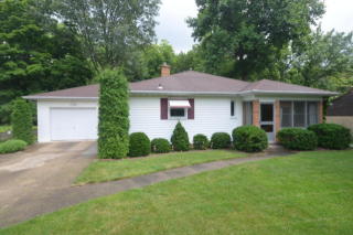 3225 Park St, Kalamazoo, MI 49001-4732