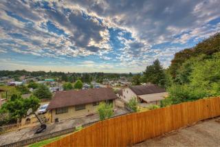 3030 Findlay St, Seattle, WA 98108-3058