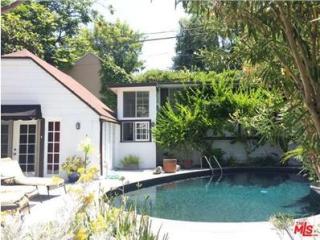 3230 Ellington Dr, Los Angeles CA  90068-1741 exterior