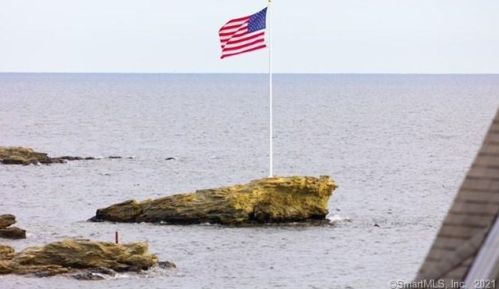 195 Kings Hwy, Milford CT exterior