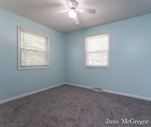 1305 Poulson Rd, Meskegon MI 49445-2532 exterior