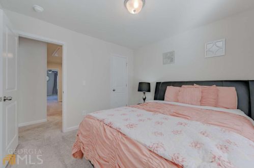 4933 Lower Elm St, Atlanta, GA 30349-1677