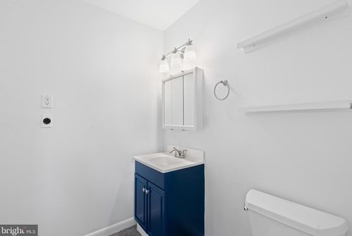 16 Masonic View Ave, Alexandria VA  22301-2204 exterior