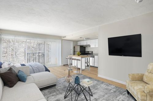 73 Charles St, Providence RI  02904-2260 exterior