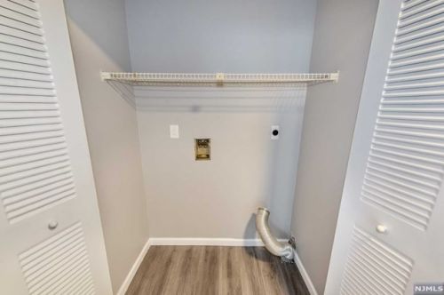 5 London Ct, Teaneck NJ 07666-6488 exterior