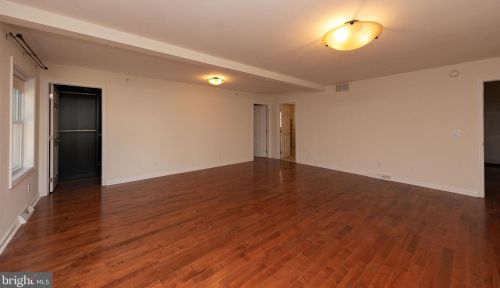 479 Pheasant Dr, Huntingdon Valley PA  19006-3047 exterior