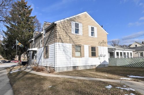 9041 Lisbon Ave, Milwaukee WI 53222-2720 exterior