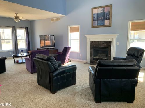 6715 5 St, Kalamazoo MI exterior