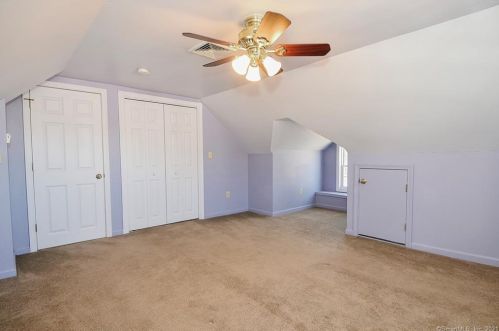 103 White St, Manchester CT 06042-3127 exterior