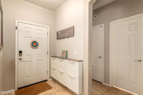 33712 26 Ave, Phoenix AZ 85085-5060 exterior