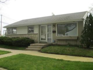 2670 64th St, Milwaukee, WI 53213-1407
