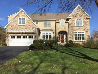 605 Argyle Cir, Penn Wynne PA  19096-2429 exterior