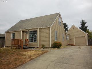 3844 Alban St, Eugene, OR 97402-2481
