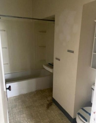 294 Rhode Is Ave, Woonsocket RI 02895-5576 exterior