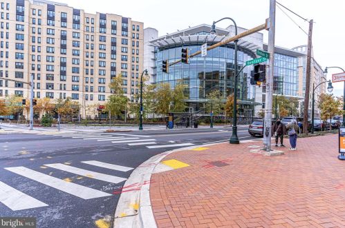 8517 Cameron St, Silver Spring MD 20910-3466 exterior