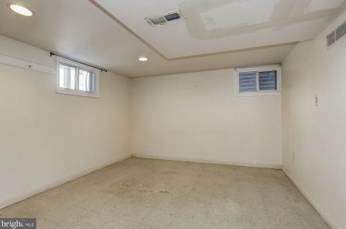 5030 Avoca Ave, Ellicott MD 21043-6615 exterior