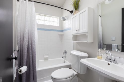 1196 Holland St, Bham MI 48009-6848 exterior