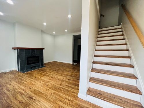 2818 Mary St, Pittsburgh PA  15203-2320 exterior