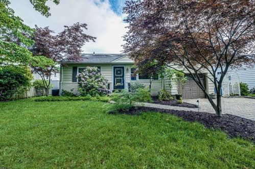 114 Adams Ter, Springfield, NJ 07081-3402