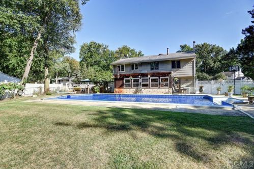 2 Colonial Dr, Old Bridge NJ 08857-2405 exterior