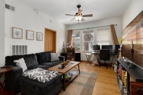 2639 Armitage Ave, Chicago IL 60707-3320 exterior