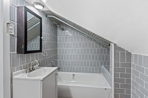 6237 Maplewood Ave, Chicago IL  60629-1623 exterior