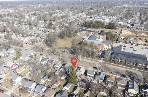 2035 Un Ave, Grand Rapids MI 49507-3218 exterior